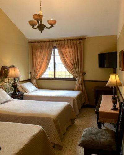 Triple Room,728089801:JPEG